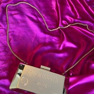 Tin “Gold Digger” crossbody